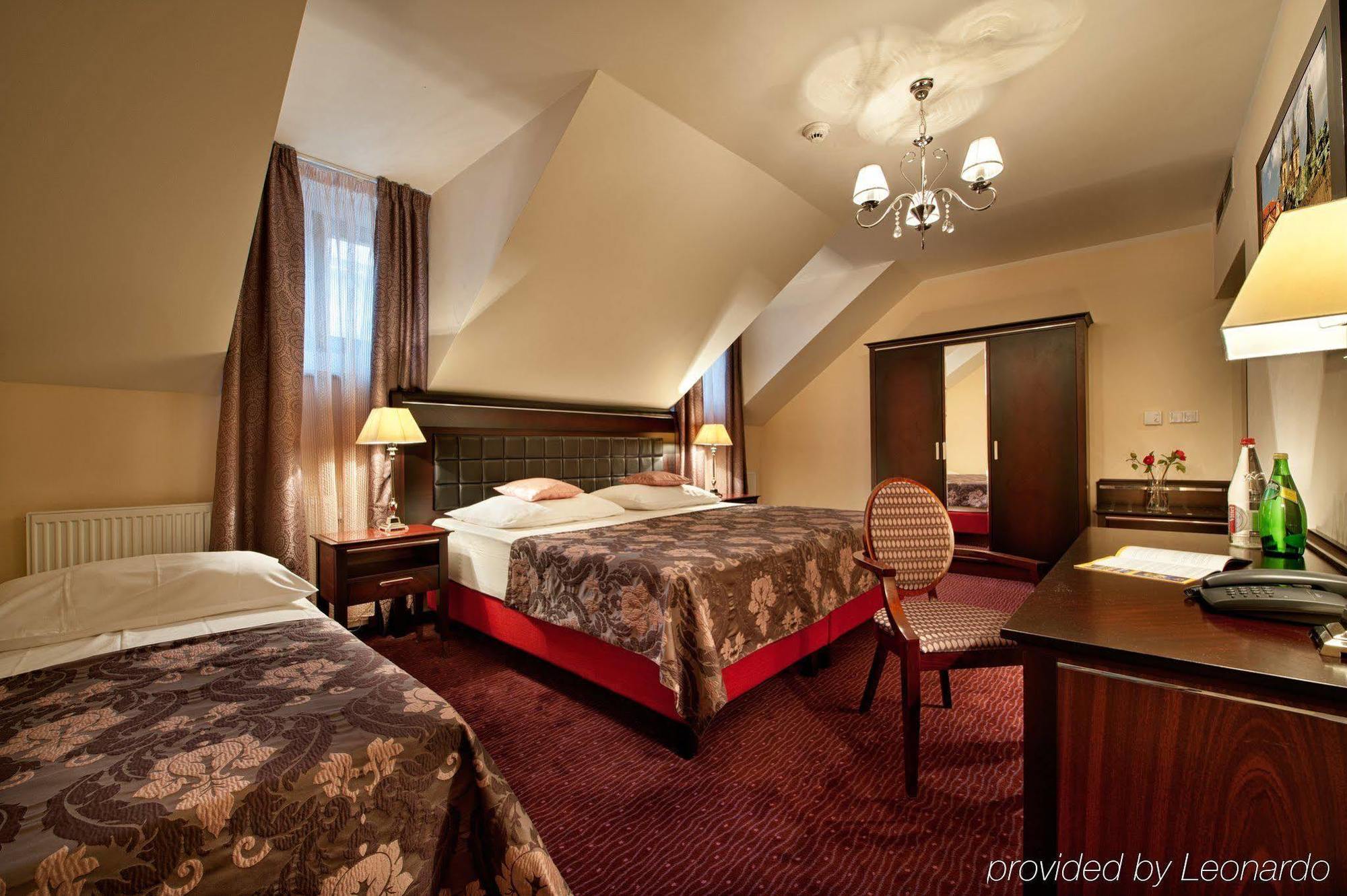 Ea Embassy 4* Praha