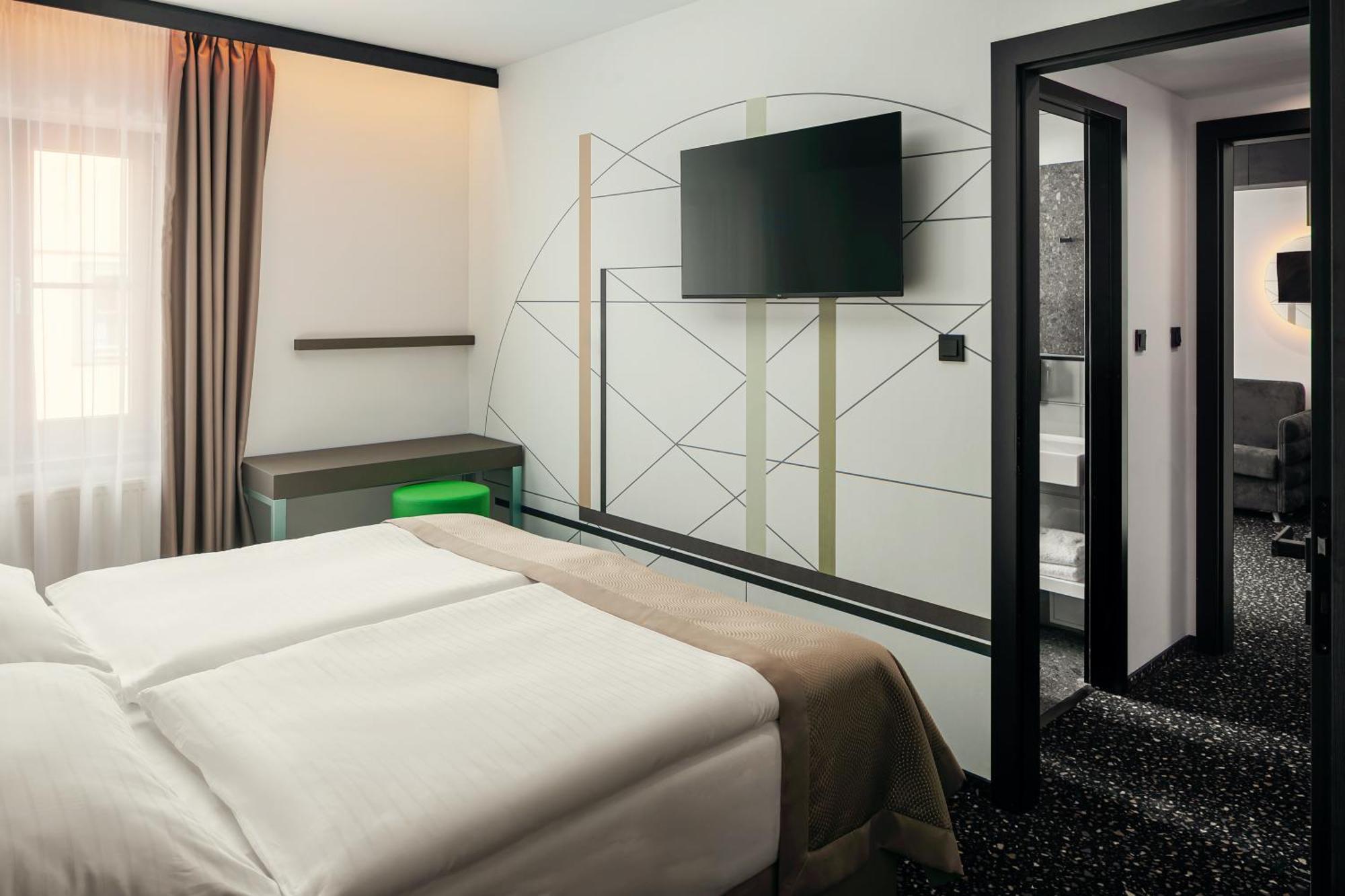 Ea Embassy Hotel Praha