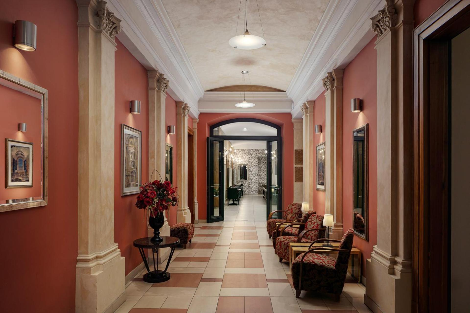 Ea Embassy 4* Praha