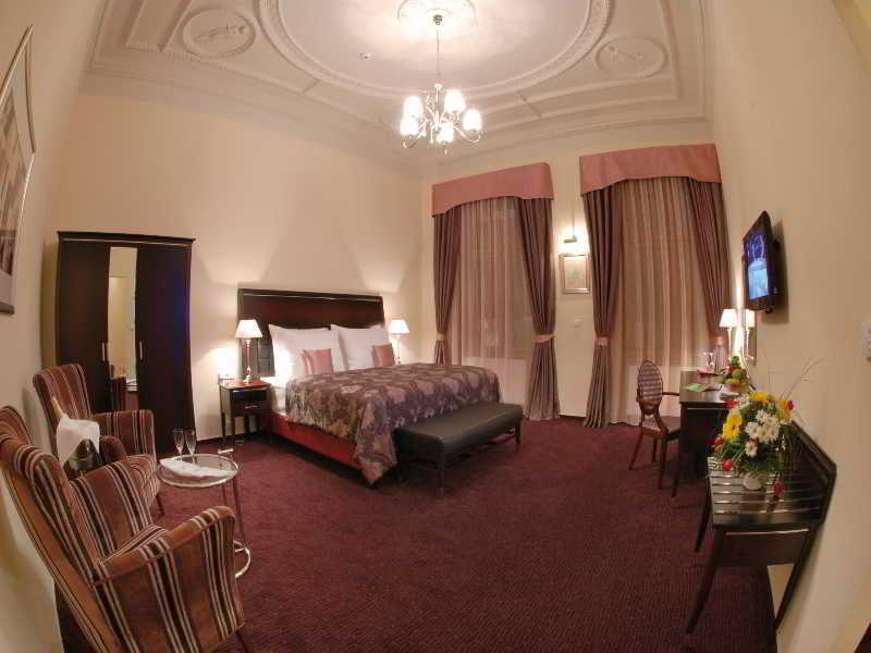 Ea Embassy Hotel Praha
